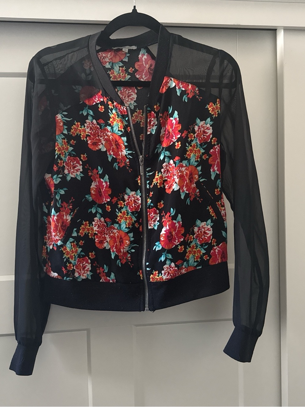 Charlotte Russe Floral Sheer Sleeve Jacket - Black/Red